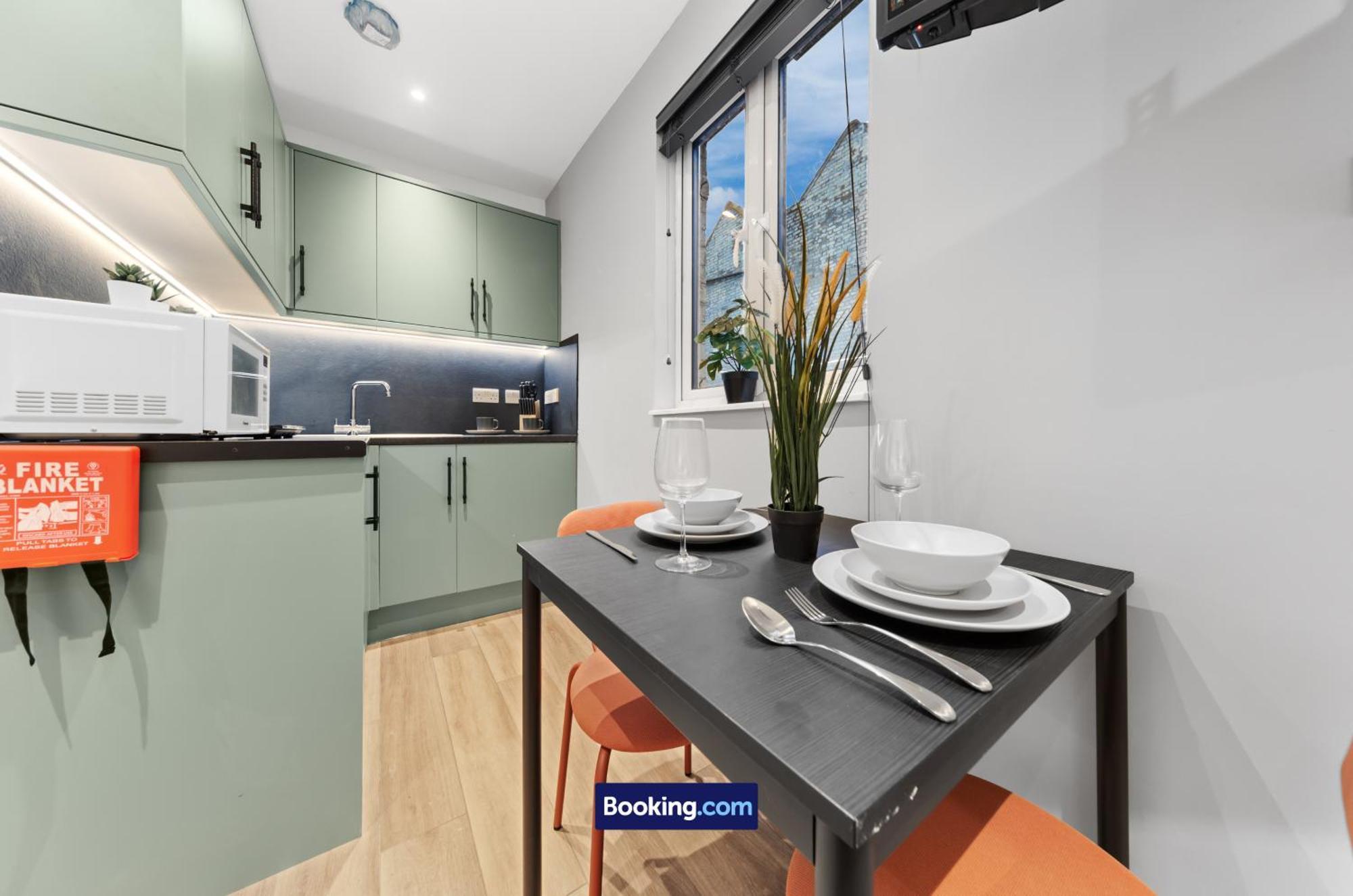 Modern, & Comfy By Smart Short Lets & Serviced Deptford With Free Wifi Apartamento Londres