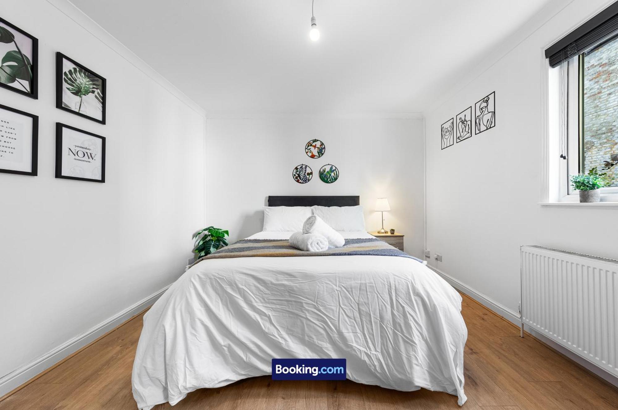 Modern, & Comfy By Smart Short Lets & Serviced Deptford With Free Wifi Apartamento Londres