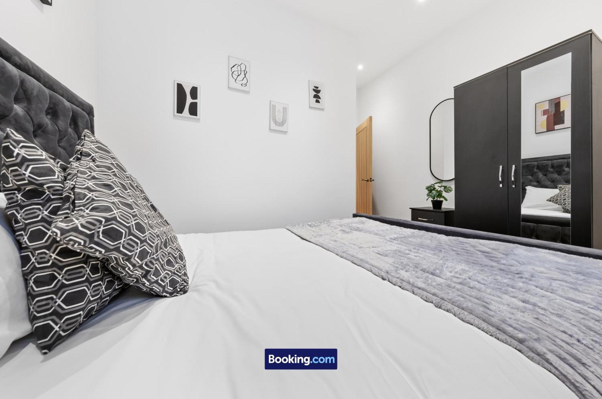 Modern, & Comfy By Smart Short Lets & Serviced Deptford With Free Wifi Londres