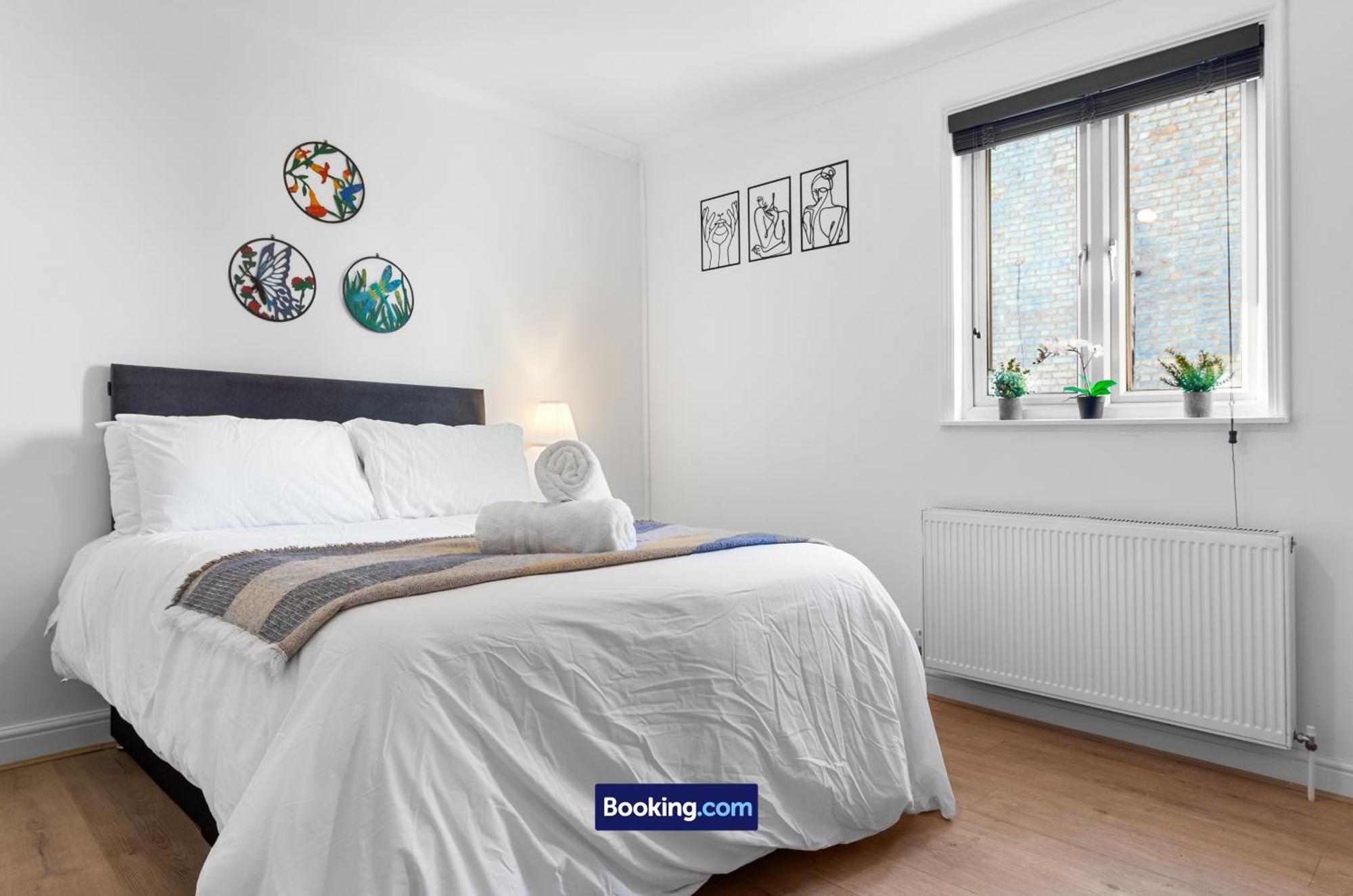 Modern, & Comfy By Smart Short Lets & Serviced Deptford With Free Wifi Londres