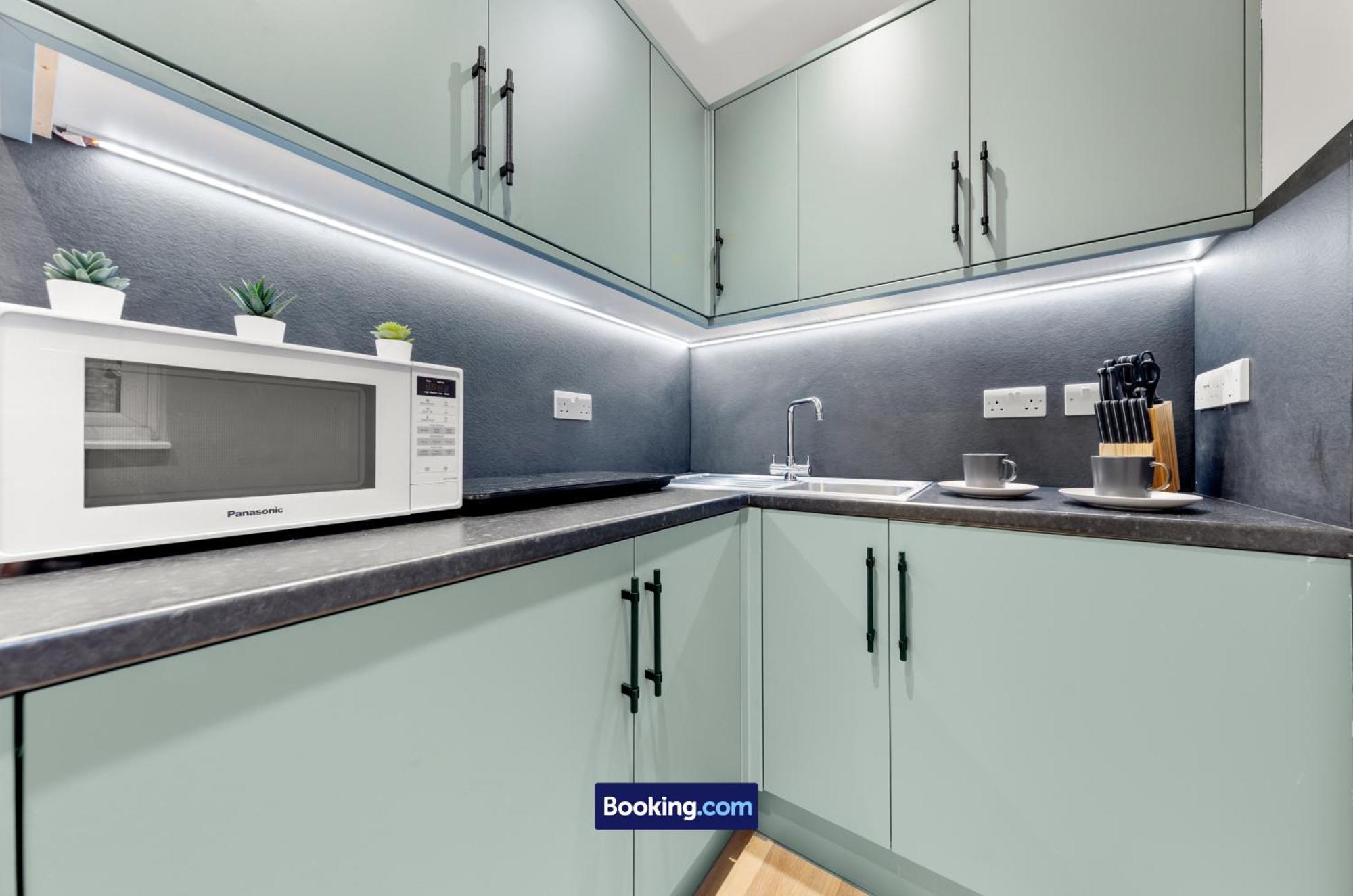 Modern, & Comfy By Smart Short Lets & Serviced Deptford With Free Wifi Apartamento Londres